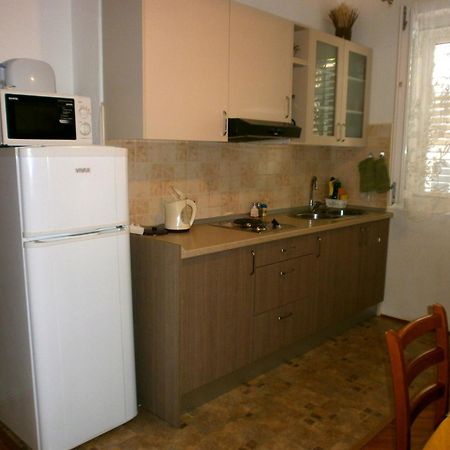 Apartments By The Sea Podgora, Makarska - 12326 외부 사진