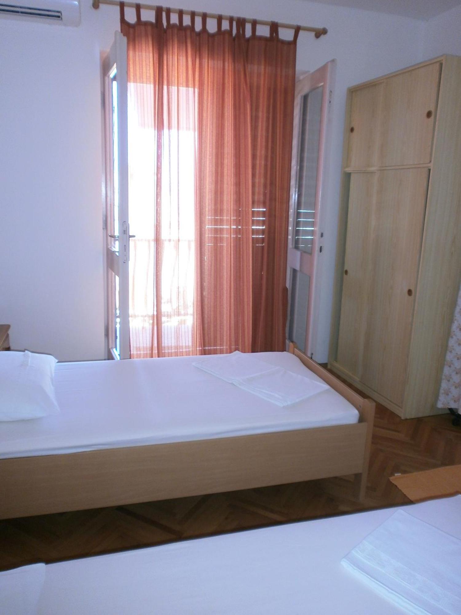 Apartments By The Sea Podgora, Makarska - 12326 객실 사진